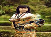 知名藏族民歌手雪域格桑为本届公益晚会爱心献唱